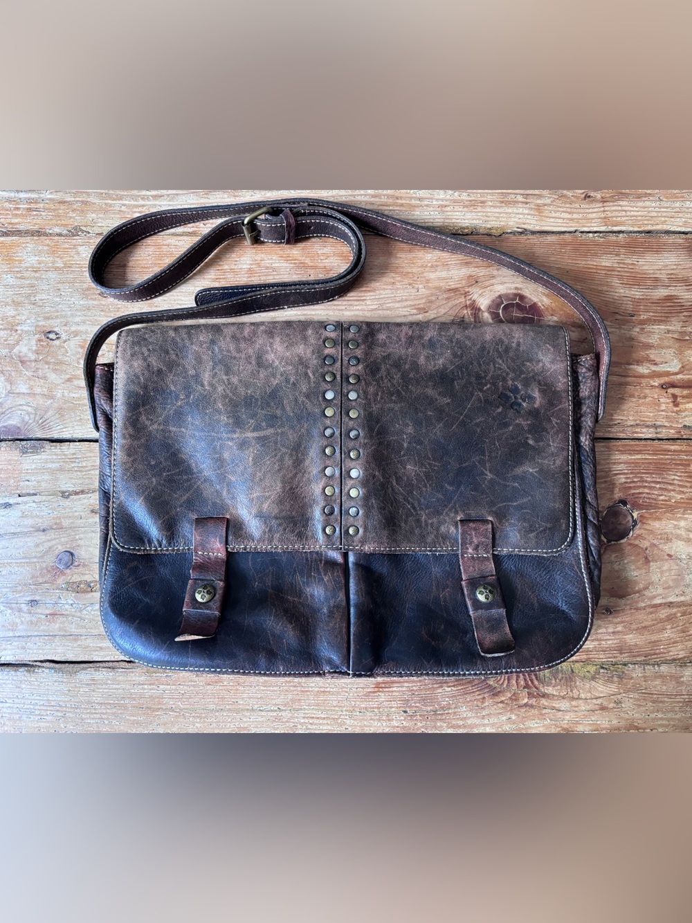 Patricia Nash Distressed Crossbody Brown Leather Messenger Bag